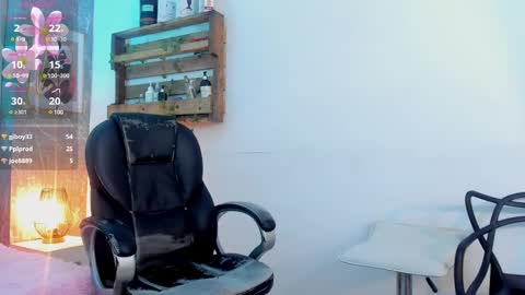 Jessica Pethersson  online show from 03/12/25, 01:40