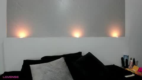 Jessica  online show from 11/20/25, 08:52