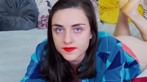 Jessica White online show from 10/01/25, 04:29