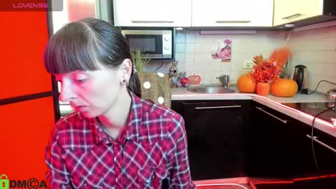 jessicaforris online show from 09/27/25, 07:02