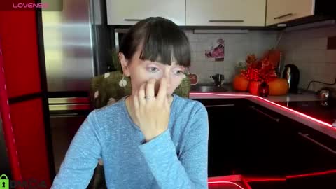 jessicaforris online show from 10/07/25, 06:54