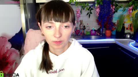 jessicaforris online show from 04/01/26, 07:09