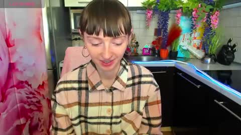Snapshot of jessicaforris chatting on 04/27/26, 07:17 jessicaforris online show from 04/27/26, 07:17