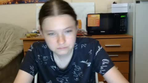 jessicaholland1 online show from 07/21/26, 05:48