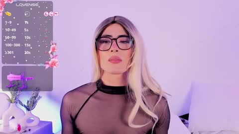 JESSI AND NAOMI online show from 03/05/25, 05:29