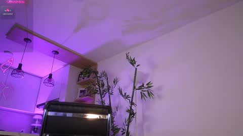  Jessica Pratt  IG jessicaxpratt online show from 03/08/26, 12:19