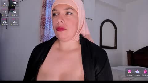 Snapshot of jessicarabbit199 chatting on 12/05/25, 10:46 jessica online show from 12/05/25, 10:46