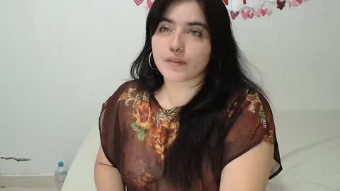 Snapshot of jessicared18 chatting on 02/17/25, 10:40 jessicared18 online show from 02/17/25, 10:40