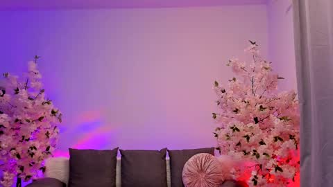 Snapshot of jessiccaburns chatting on 01/12/25, 01:32 Gloria   online show from 01/12/25, 01:32