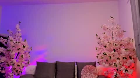 Snapshot of jessiccaburns chatting on 02/12/25, 02:35 Gloria   online show from 02/12/25, 02:35