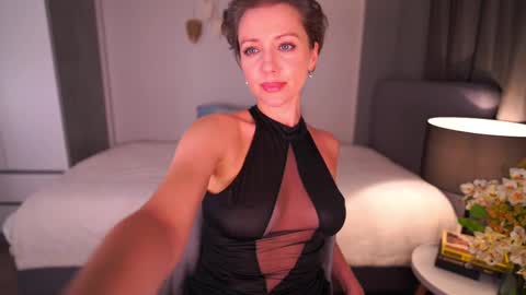 Jessica online show from 02/11/25, 06:30