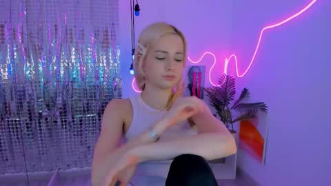 Jessie online show from 03/08/26, 01:59