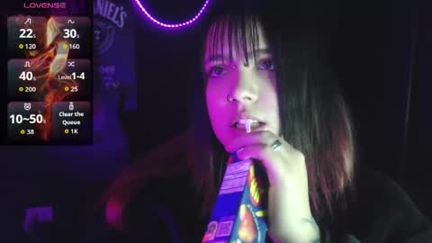 jessie_wild online show from 10/04/25, 05:16