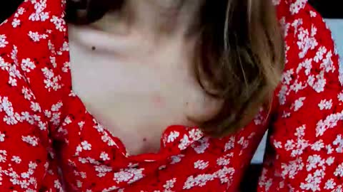 Snapshot of jessiejuss chatting on 09/16/25, 02:18 JessieJuss online show from 09/16/25, 02:18