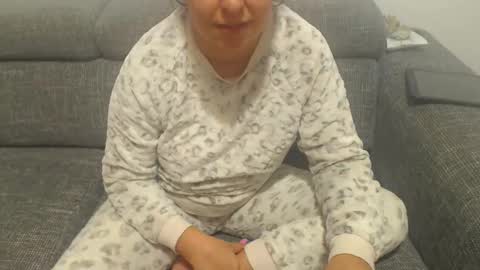 Snapshot of jessiestar3 chatting on 02/12/25, 04:33 jessiestar3 online show from 02/12/25, 04:33