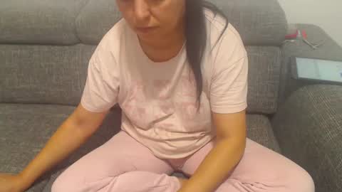 Snapshot of jessiestar3 chatting on 02/13/25, 01:15 jessiestar3 online show from 02/13/25, 01:15