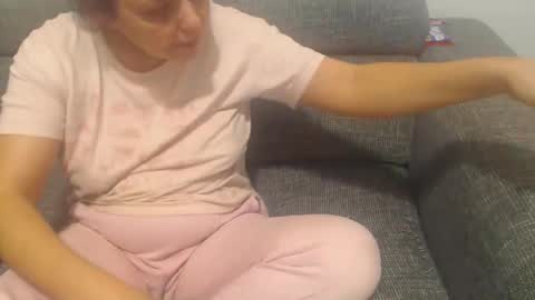Snapshot of jessiestar3 chatting on 02/17/25, 11:42 jessiestar3 online show from 02/17/25, 11:42
