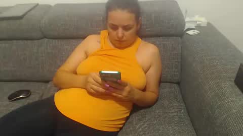 Snapshot of jessiestar3 chatting on 02/27/25, 07:23 jessiestar3 online show from 02/27/25, 07:23