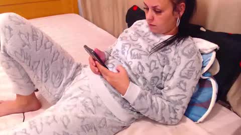 jessiestar3 online show from 04/21/26, 06:09