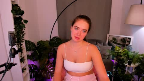 Jessi online show from 01/19/25, 04:36