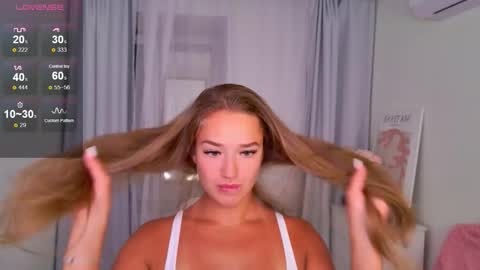 Jessi online show from 09/12/25, 02:17