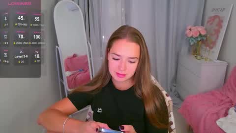 Jessi online show from 10/05/25, 01:42