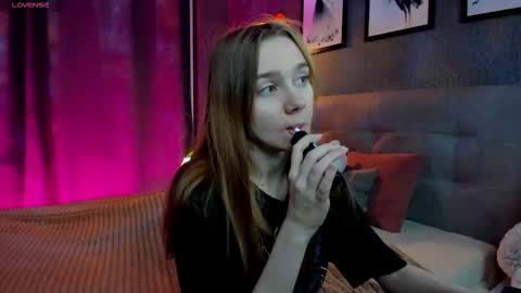 Jessie online show from 11/24/25, 08:47