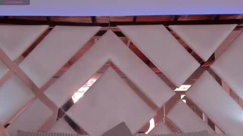 JESSICA STONNE online show from 01/10/26, 07:15