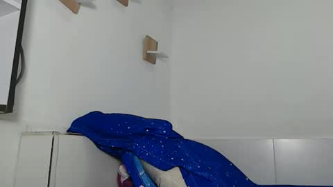 jessik_lov3 online show from 03/03/26, 12:50