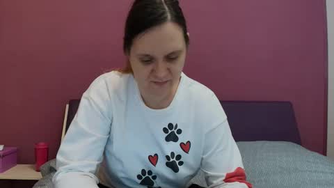 jessika97 online show from 12/16/25, 07:57