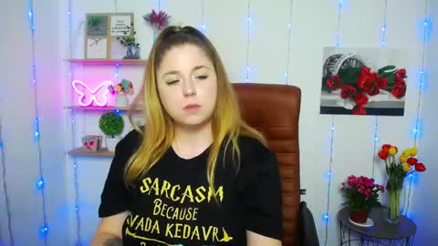 Jess online show from 03/12/25, 10:16