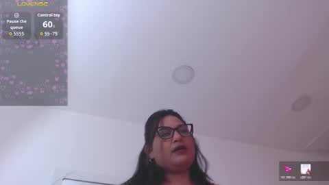 paola online show from 03/30/26, 01:12