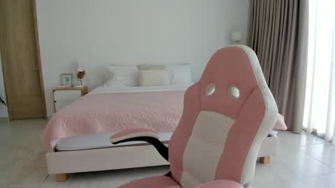    online show from 01/30/25, 06:32