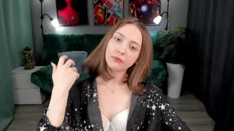 Snapshot of jessswalker chatting on 04/28/26, 10:15 JesssWalker online show from 04/28/26, 10:15