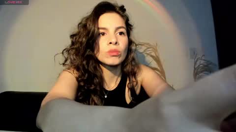 Snapshot of jessye_golden chatting on 06/18/26, 12:55 jessye_golden online show from 06/18/26, 12:55
