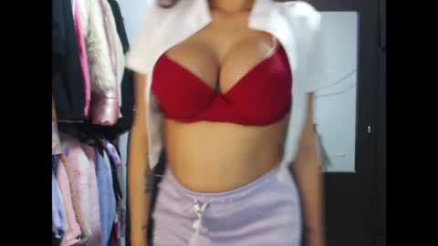 Jessy online show from 05/08/26, 04:12