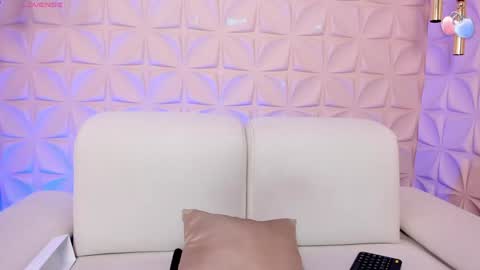 Jessy Morgan online show from 02/07/25, 03:34