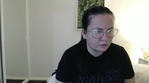 Snapshot of jessyqueen55 chatting on 04/23/26, 10:25 OnlyJessy online show from 04/23/26, 10:25