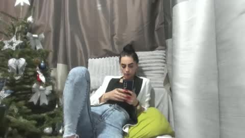 Jessy online show from 12/16/25, 07:30