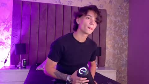 Jessy online show from 06/01/26, 07:59