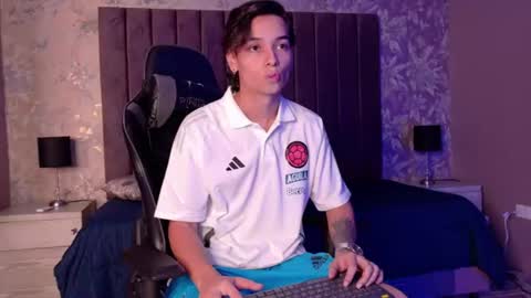 Snapshot of jessywhite1 chatting on 06/15/26, 07:16 Jessy online show from 06/15/26, 07:16
