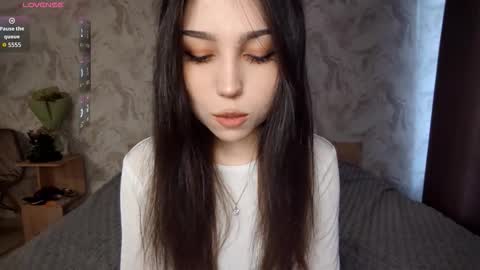 I am Gina ntmu Lets hit 10 Thumbs Up together online show from 03/31/26, 01:22