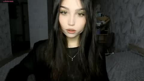 I am Gina ntmu Lets hit 10 Thumbs Up together online show from 05/21/26, 04:41
