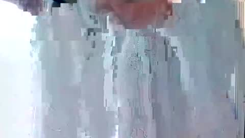 Snapshot of jettin36 chatting on 04/15/26, 04:19 Uncut thick 5 online show from 04/15/26, 04:19