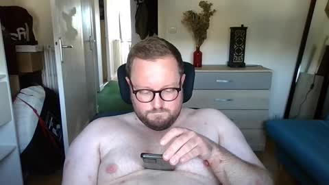 jeuneloup92 online show from 09/17/25, 04:19