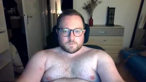 jeuneloup92 online show from 01/14/26, 05:40