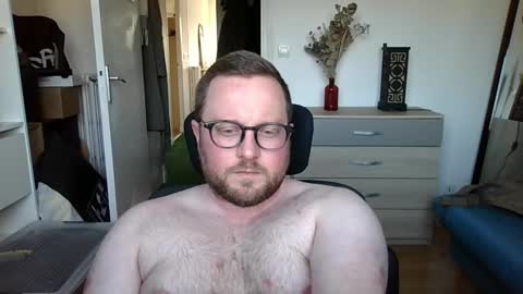 jeuneloup92 online show from 03/03/26, 04:57