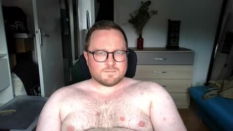 jeuneloup92 online show from 05/04/26, 04:14