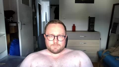 jeuneloup92 online show from 06/02/26, 04:31