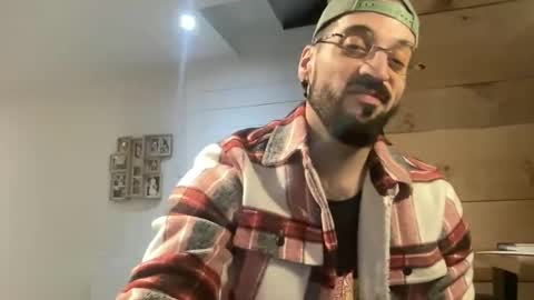 Snapshot of jeunemek00779042 chatting on 12/20/24, 06:56 JEUNEMEK007 online show from 12/20/24, 06:56